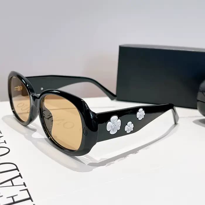Nouvelles Lunettes de Soleil Ovales Vintage Camélia pour Femme UV400, Élégantes, Petites, Amincissan