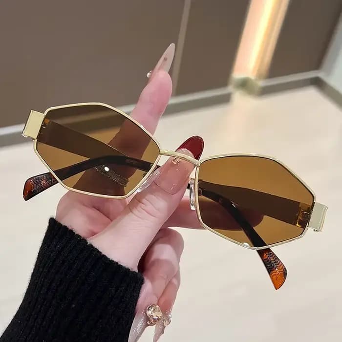 Mode polygonale femmes lunettes de soleil 2025 Vintage marque losange dames lunettes de soleil nuanc