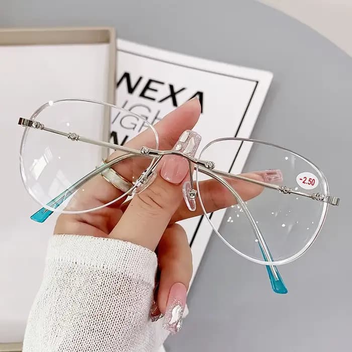 Nouvelles lunettes de prescription progressives sans cadre pour hommes, style tendance et classique.