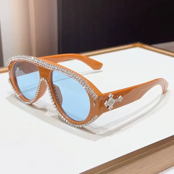 Lunettes de soleil pilote tendance 2026 pour femme avec strass de luxe – Idéales pour les fêtes et a