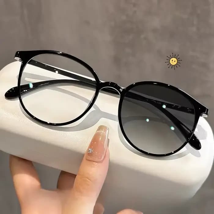 Lunettes de myopie photochromiques ovales pour femmes et hommes, mignonnes et décontractées, monture