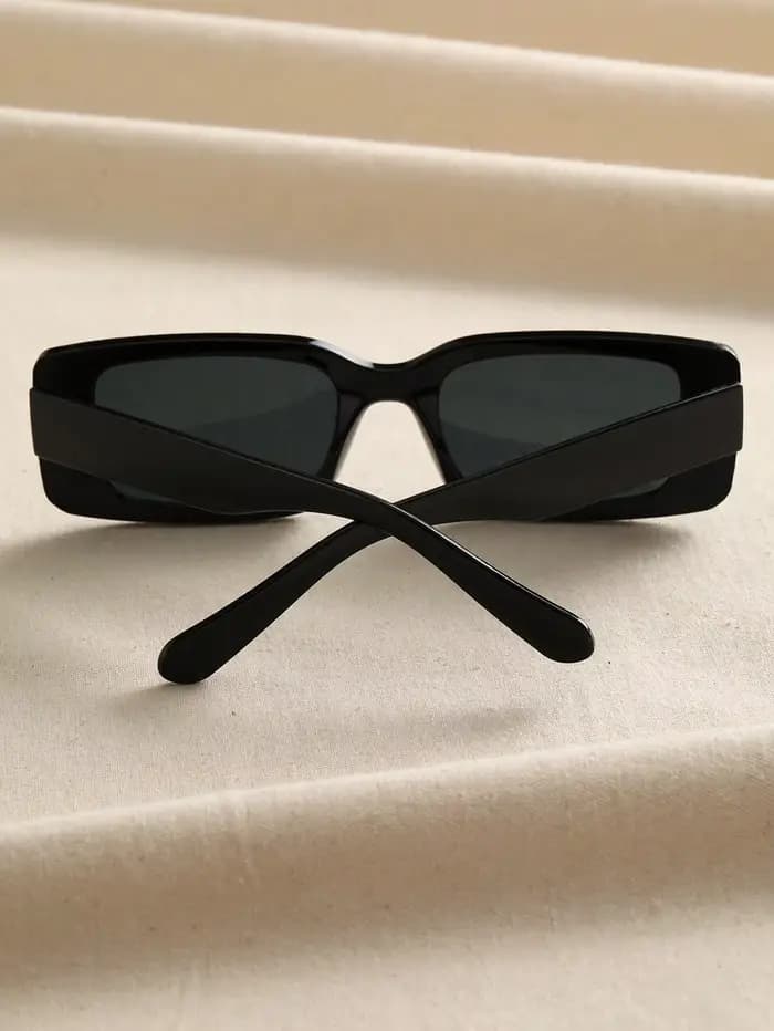 1 paire de lunettes de soleil carrées en plastique noir unisexe