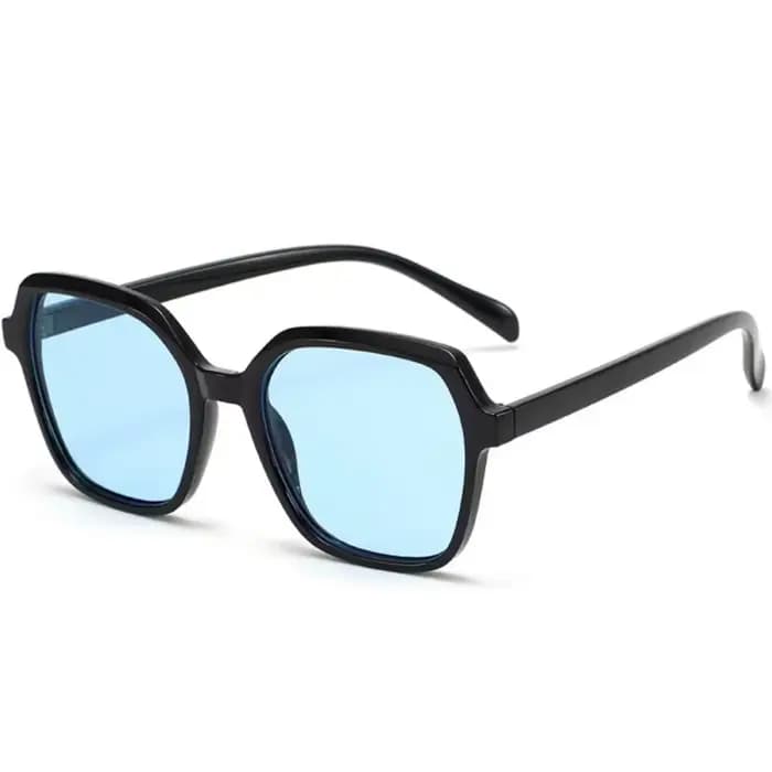 Nouvelles lunettes de soleil avec protection UV