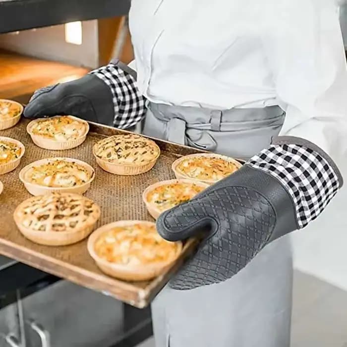Gant isolé en Silicone, dispositif Anti-brûlure de cuisine antidérapant, allongé, épaissi, résistant aux hautes températures