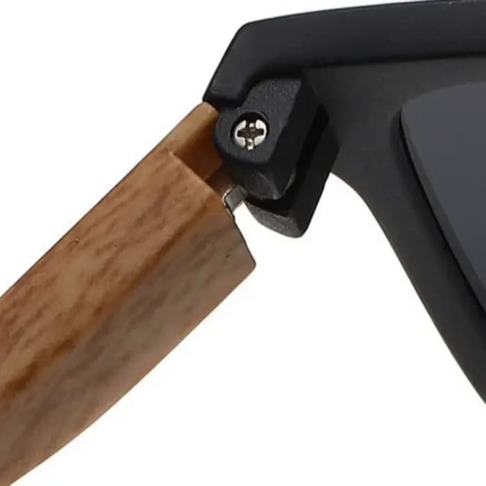 Lunettes de soleil carrées avec monture en bois de bambou