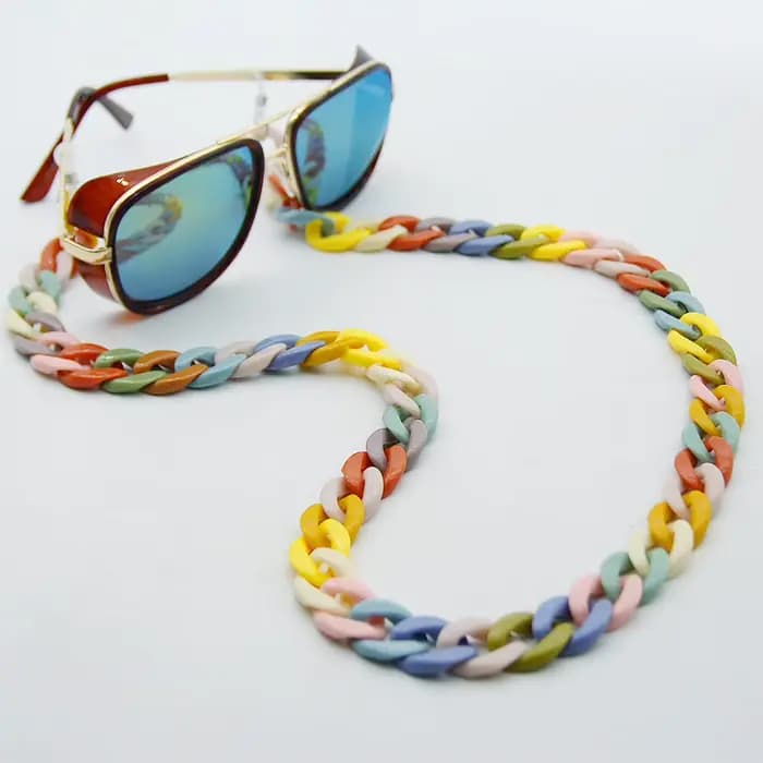 Nouvelle couleur acrylique lunettes de soleil chaîne femmes chaînes