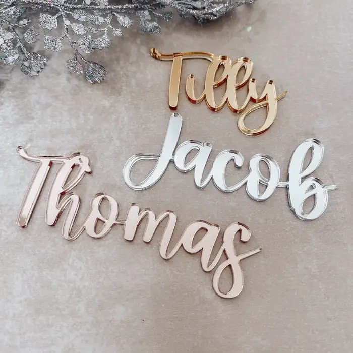 Carte de Place personnalisée – Nom brillant métallique personnalisé PMMA, décor de Table gravé au Laser pour les dîner, les événements et les cadeaux élégants