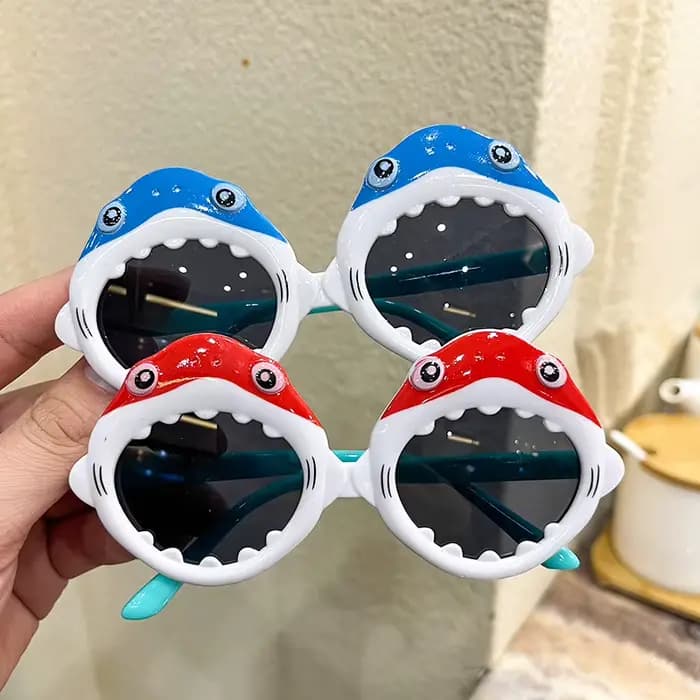 Lunettes de protection solaire pour enfants, matériau de lentille à la mode, lunettes photo en PC, lunettes en forme de requin, confortables à porter
