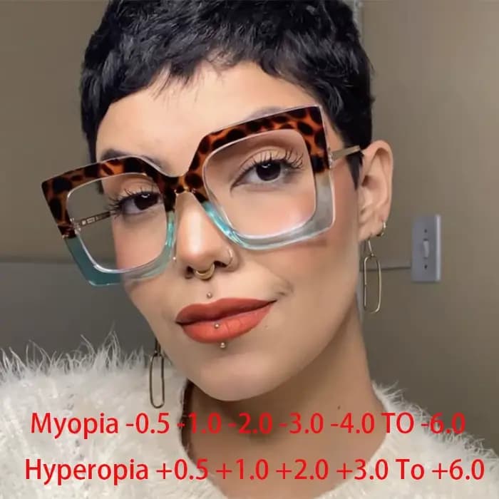 Lunettes à monture transparente surdimensionnée