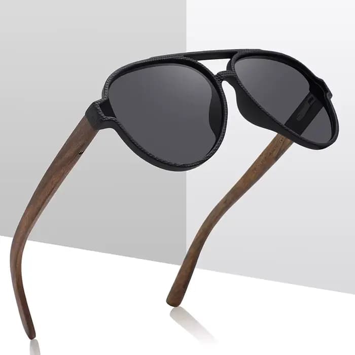 Lunettes de soleil personnalisées en bois gravées