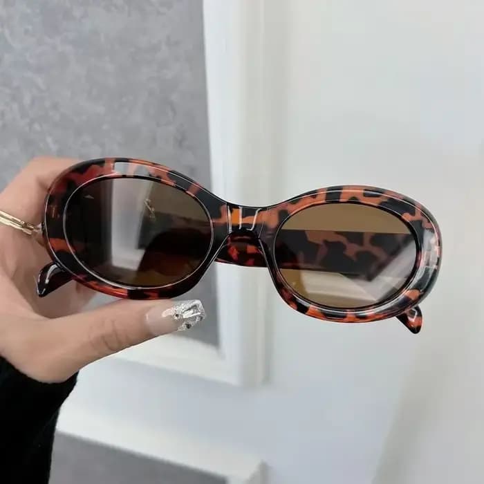 Jolies lunettes de soleil rondes pour femmes et hommes