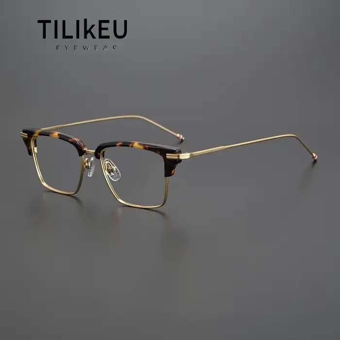 Montures de lunettes en titane pur de la marque New York