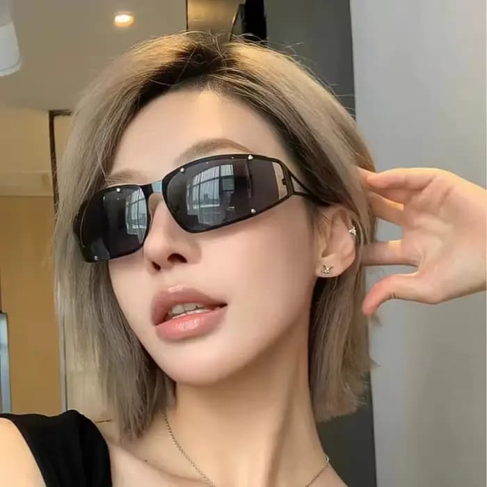 Lunettes de soleil futuristes de créateur de mode