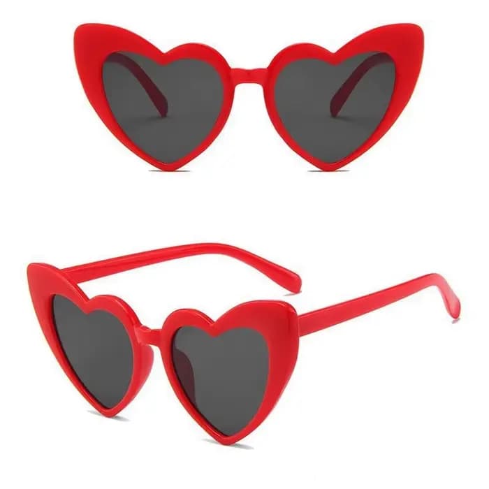 Lunettes de soleil tendance en forme de cœur blanc pour femme