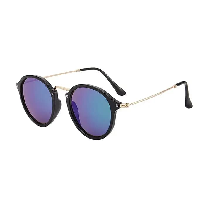 Lunettes de soleil design pour hommes avec éléments classiques et punk