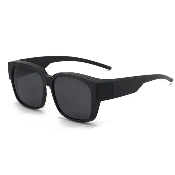 Nouvelle mode lunettes de soleil polarisées couvrir sur myopie