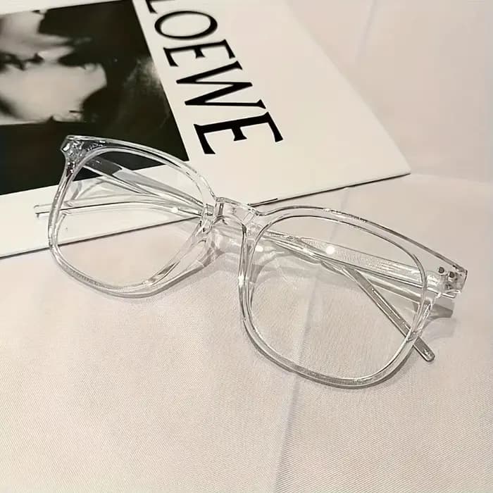 Lunettes à monture carrée minimaliste avec verres transparents