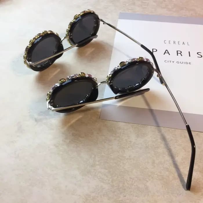 Lunettes de soleil rondes en cristal de diamant pour femmes