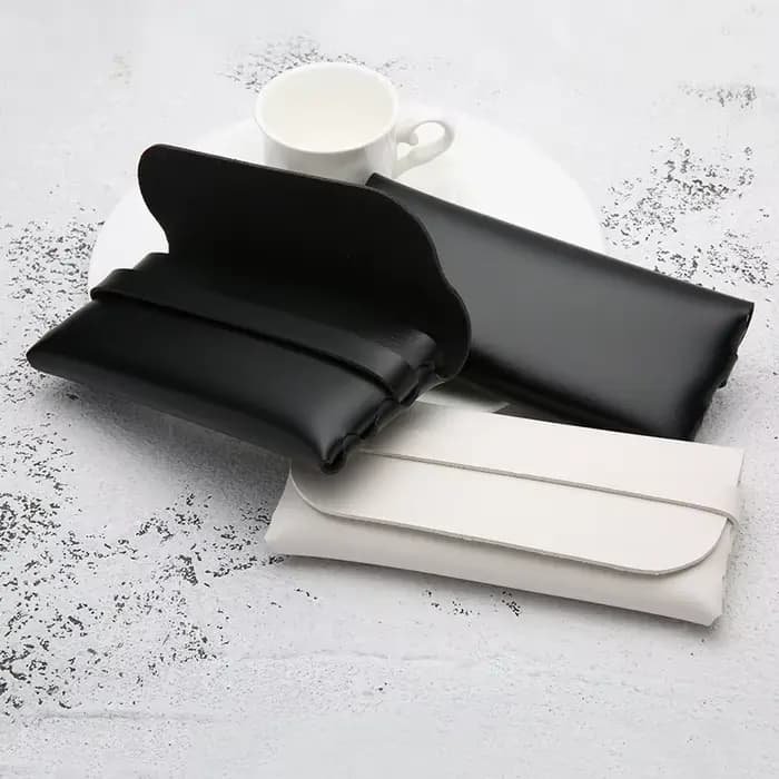 Étuis à lunettes en cuir souple et élégant noir et blanc – Sacs de protection