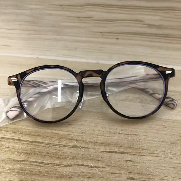 Monture de lunettes rétro en bois