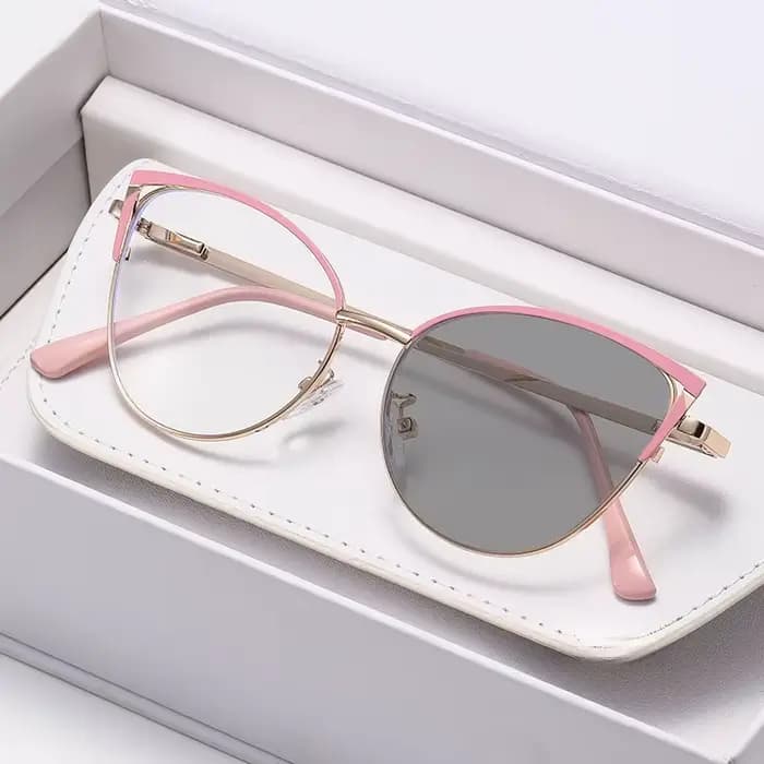Lunettes de vue photochromiques œil de chat tendance 2026 pour femmes