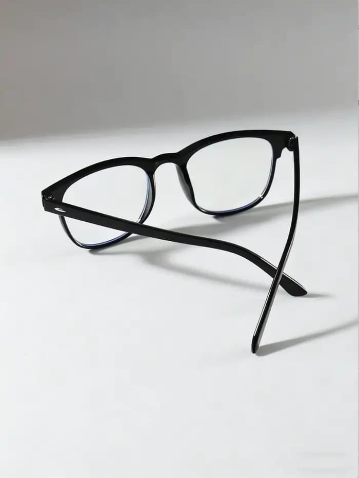 Lunettes carrées classiques noires pour hommes