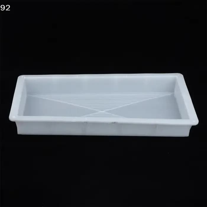 Moule en plastique pour la production de dalles de pavage carrées, de carreaux de jardin, de carreaux d'art antique, de carreaux de sol en béton antidérapants pour cour