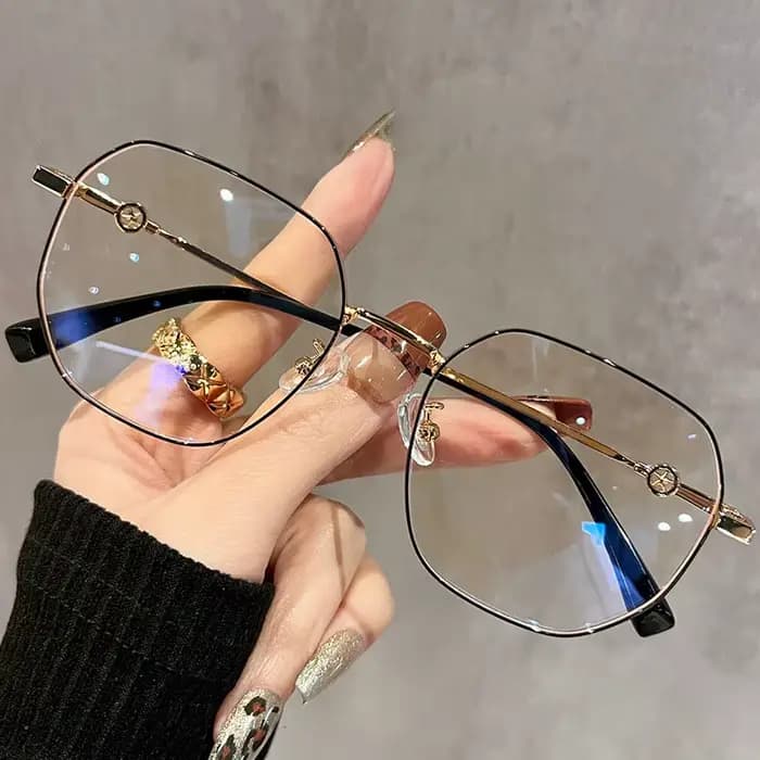 Lunettes à la mode pour femmes
