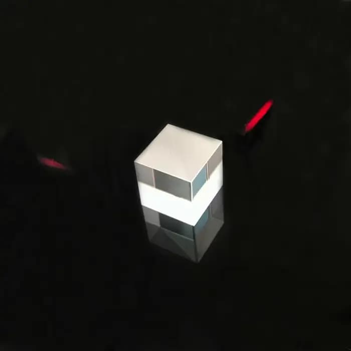Mathiateur de faisceau de verre optique semi-coulée, traitement de cube semi-transparent, prisme cimenté, rapport de fente, 10mm, 50%: 50%