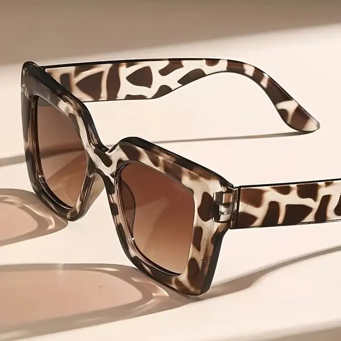 Lunettes léopard rétro surdimensionnées pour femmes