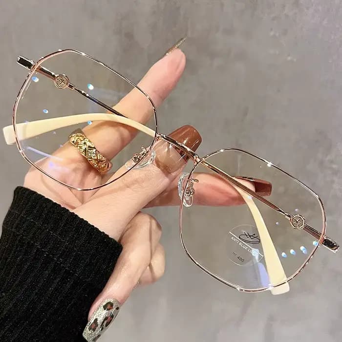 Lunettes à la mode pour femmes