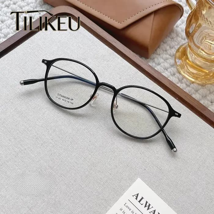 Nouvelle monture de lunettes ultra-légère en titane pour femmes