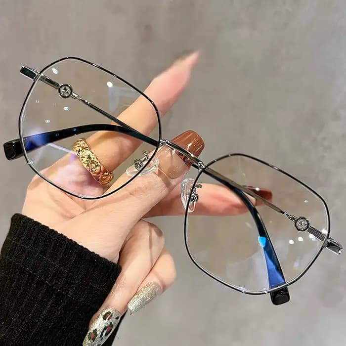 Lunettes à la mode pour femmes
