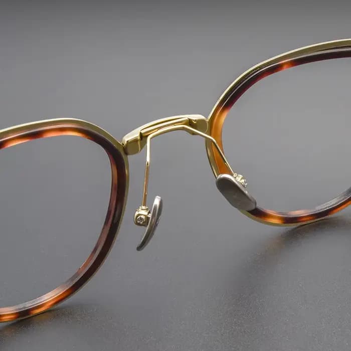 Lunettes en acétate + purTitannium faites à la main