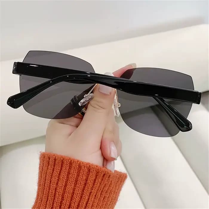 Lunettes de soleil carrées sans monture pour femmes