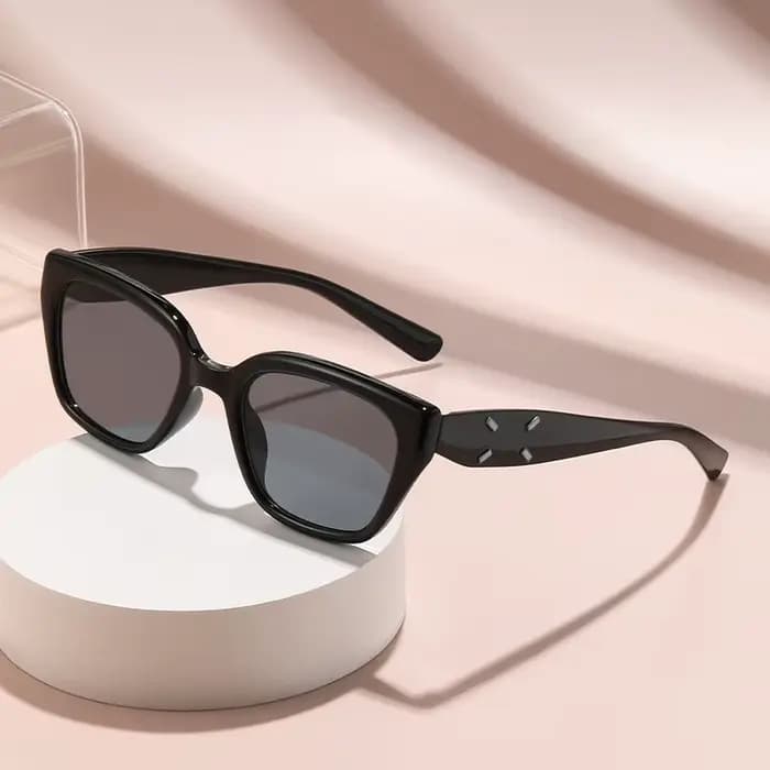 Lunettes de soleil pour femmes avec visage haut de gamme