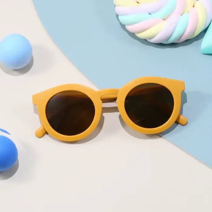 Nouvelles lunettes de soleil pour bébé