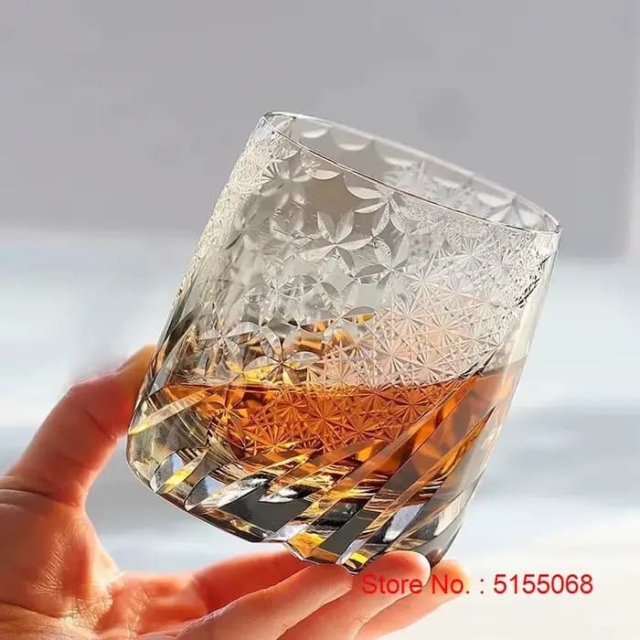 Vent, fleur, neige et lune thèmes romantiques Edo Kiriko vin verre coupé à la main ambre cristal tasse à whisky travail d'art Brandy renifleur