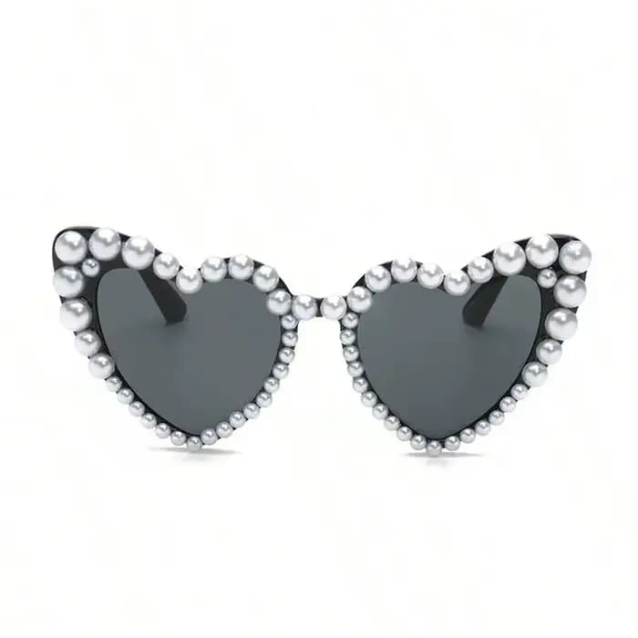 Lunettes de soleil à grande monture en forme de cœur pour femmes