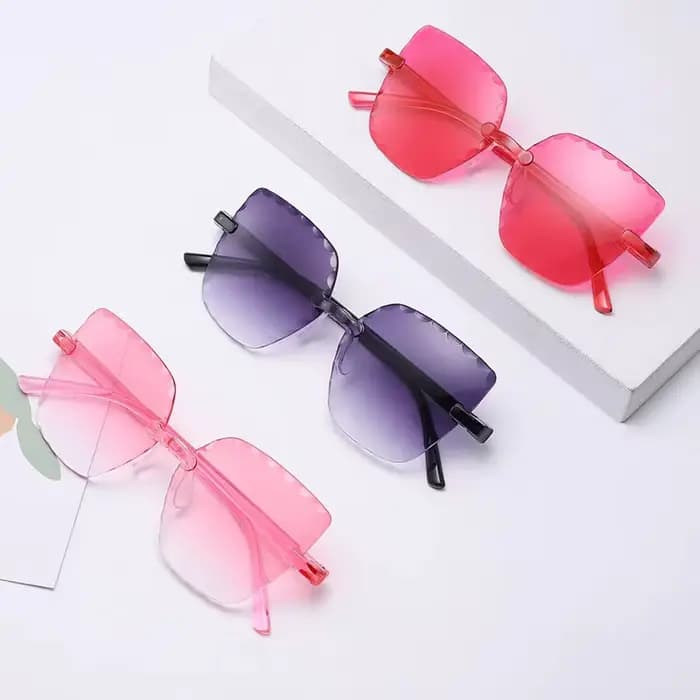 Nouvelles lunettes de soleil pour enfants mode fleur bébé personnalité sans cadre polygone