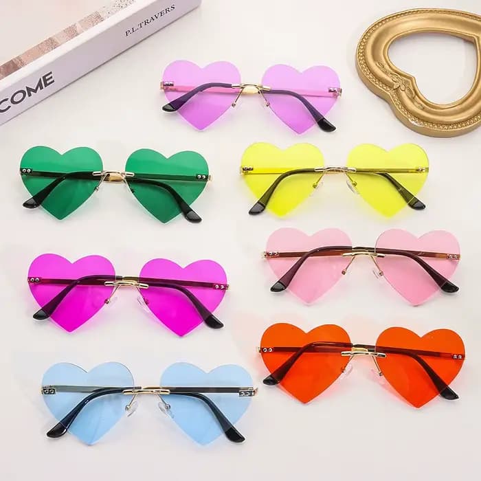 Lunettes de soleil en forme de cœur sans monture pour femmes
