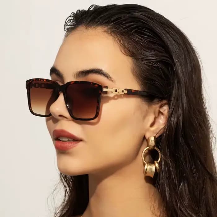 Mode femmes grand cadre carré lunettes de soleil Multi couleur