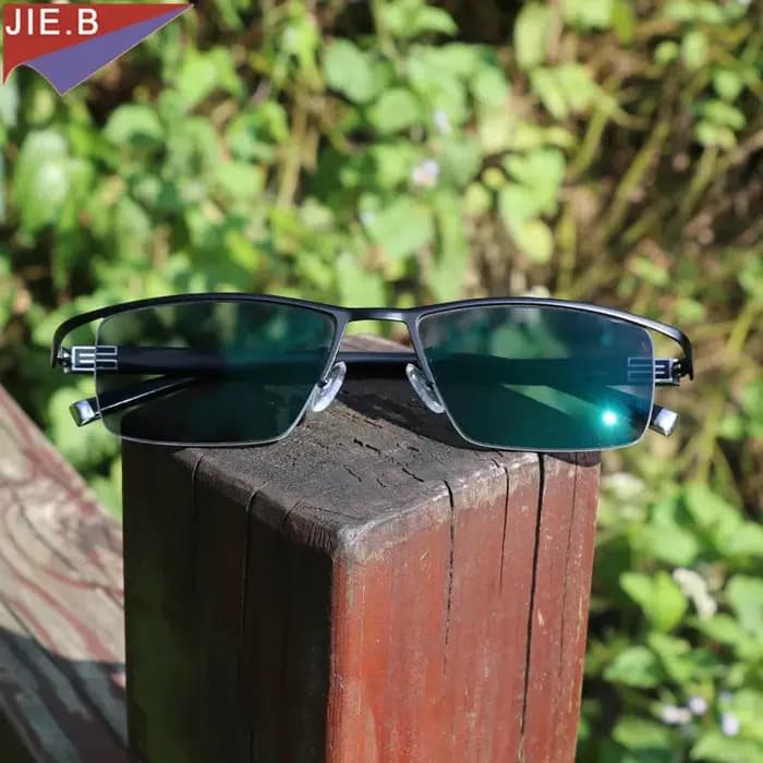 Lunettes de lecture photochromiques pour hommes, nouveau Design, demi-jante, alliage de titane, pres
