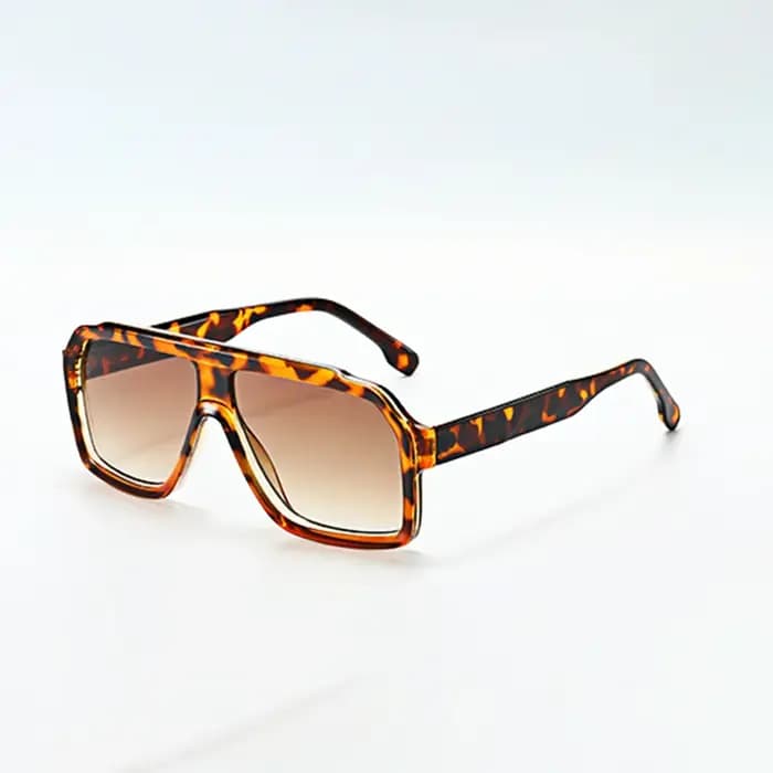Nouvelle mode femmes marque concepteur de luxe lunettes de soleil Sexy cadre carré oeil de chat