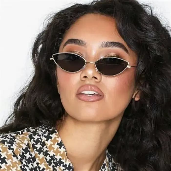 Lunettes de soleil triangle miroir argenté pour femmes