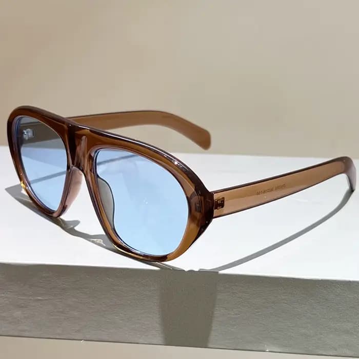Lunettes de soleil ovales vintage dégradées rouge-bleu pour femmes