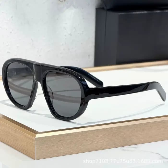 Nouvelles lunettes de soleil tendance de haute qualité pour femmes, style européen et américain, monture large, lunettes de soleil amincissantes pour hommes