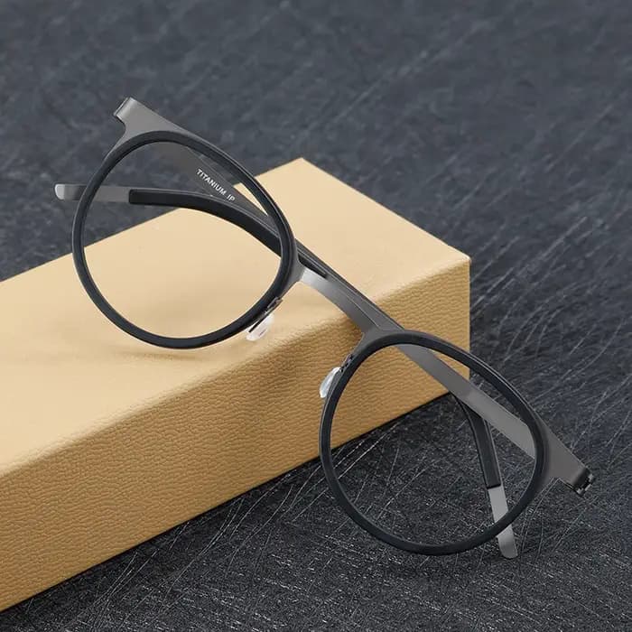 Danemark Designer Reproduction véritable pur titane lunettes cadre marque de luxe sans vis Design hommes