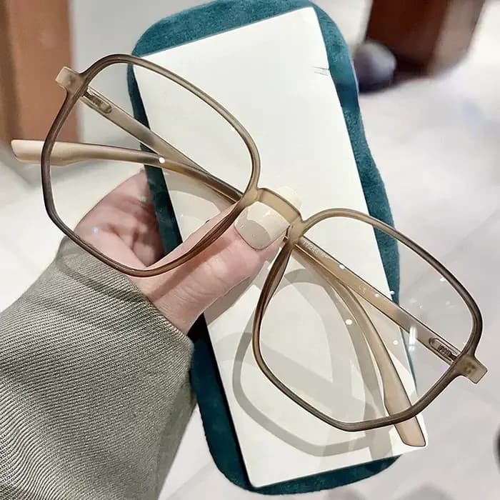 Lunettes élégantes pour femmes