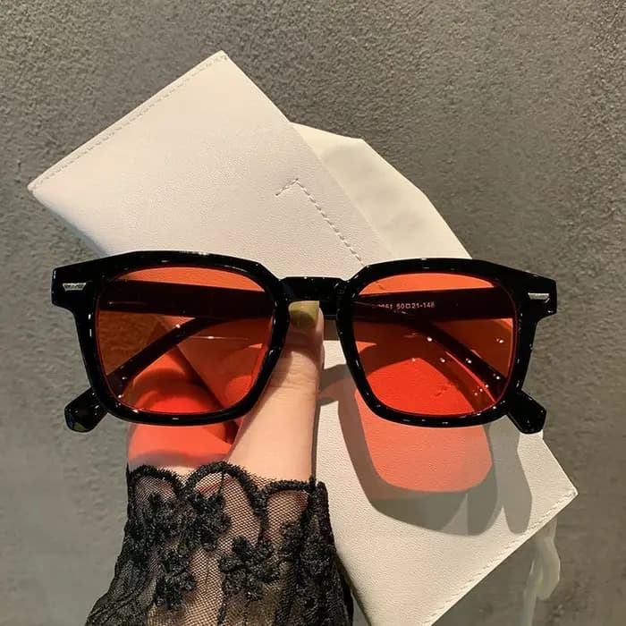 Lunettes de soleil rétro carrées pour femme